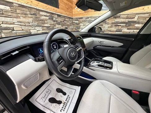 Used 2022 Hyundai Tucson Limited AWD/4WD image 17