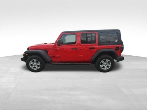 Used 2022 Jeep Wrangler Unlimited Sport AWD/4WD image 8