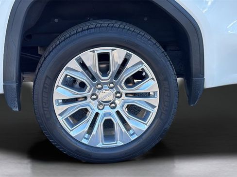Used 2021 GMC Sierra 1500 Denali w/ Denali Ultimate Package image 17