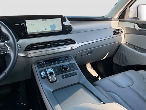 Used 2022 Hyundai Palisade SEL w/ Premium Package image 24