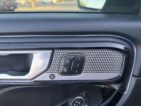 Used 2022 Ford Explorer ST w/ Equipment Group 401A AWD/4WD image 8