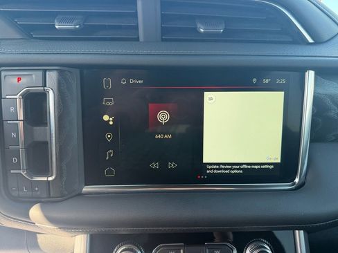 Used 2023 GMC Yukon XL Denali image 37