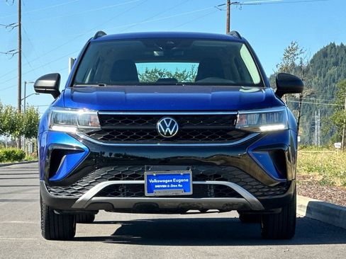 Used 2024 Volkswagen Taos S AWD/4WD image 8