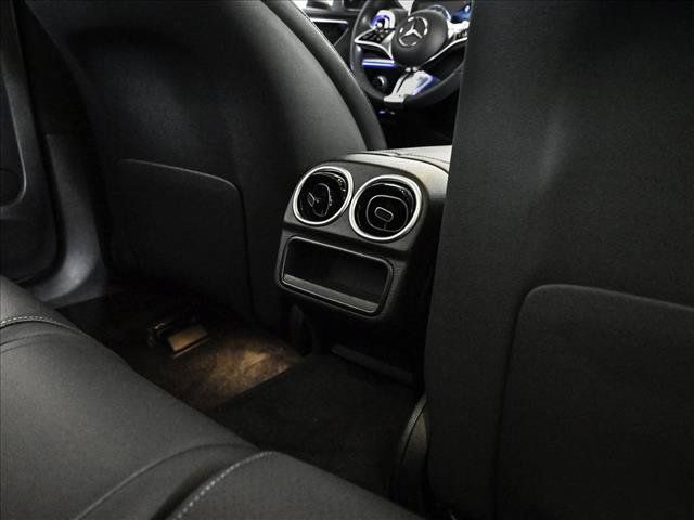 Used 2023 Mercedes-Benz C 300 4MATIC Sedan image 18