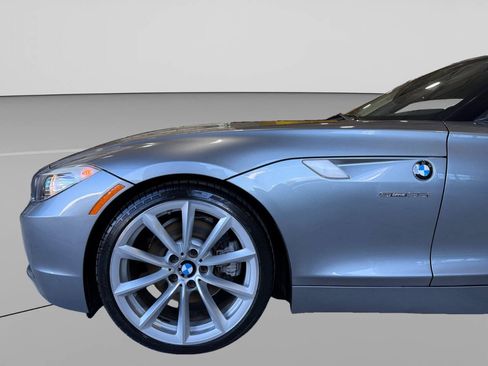 Used 2009 BMW Z4 sDrive35i RWD image 9