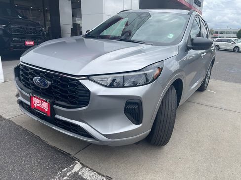 Used 2024 Ford Escape ST-Line image 32