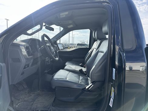 Used 2023 Ford F150 XL w/ Trailer Tow Package image 7