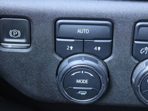 Used 2022 Chevrolet Silverado 1500 RST w/ Redline Edition image 26