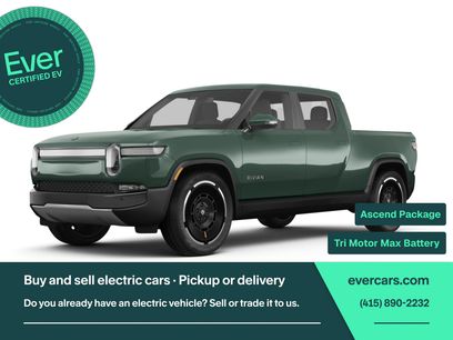 Used 2025 Rivian R1T Premium