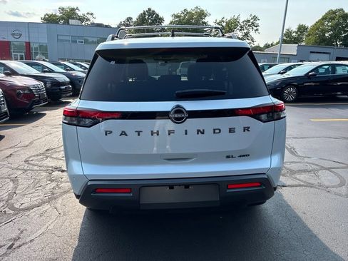 New 2026 Nissan Pathfinder SL AWD/4WD image 6