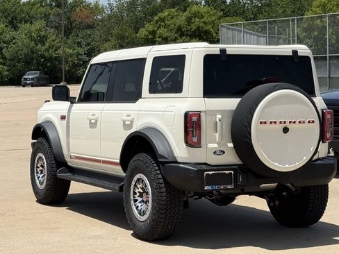 New 2026 Ford Bronco Outer Banks AWD/4WD image 5