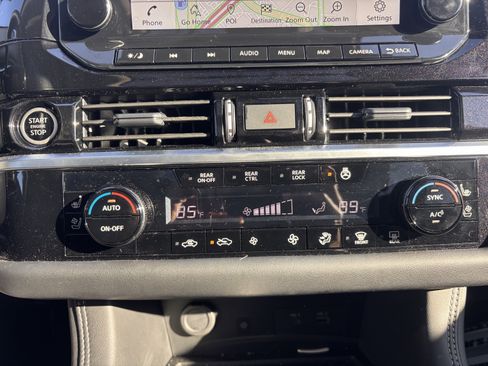 Used 2024 Nissan Pathfinder Platinum w/ Cargo Package image 29