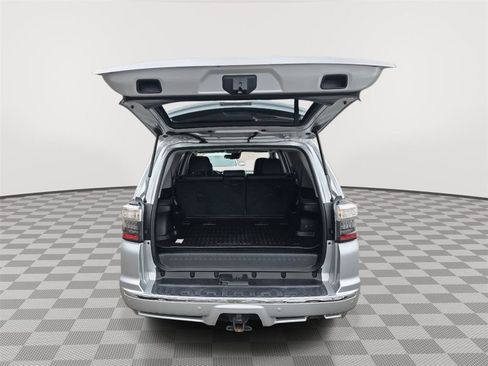 Used 2020 Toyota 4Runner Limited image 13