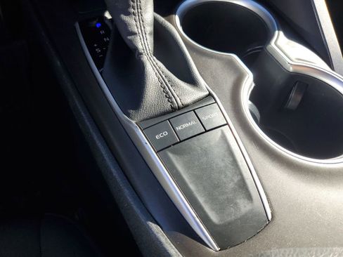 Used 2023 Toyota Camry LE image 14