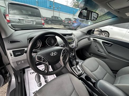 Used 2013 Hyundai Elantra GLS w/ Preferred Pkg FWD image 5
