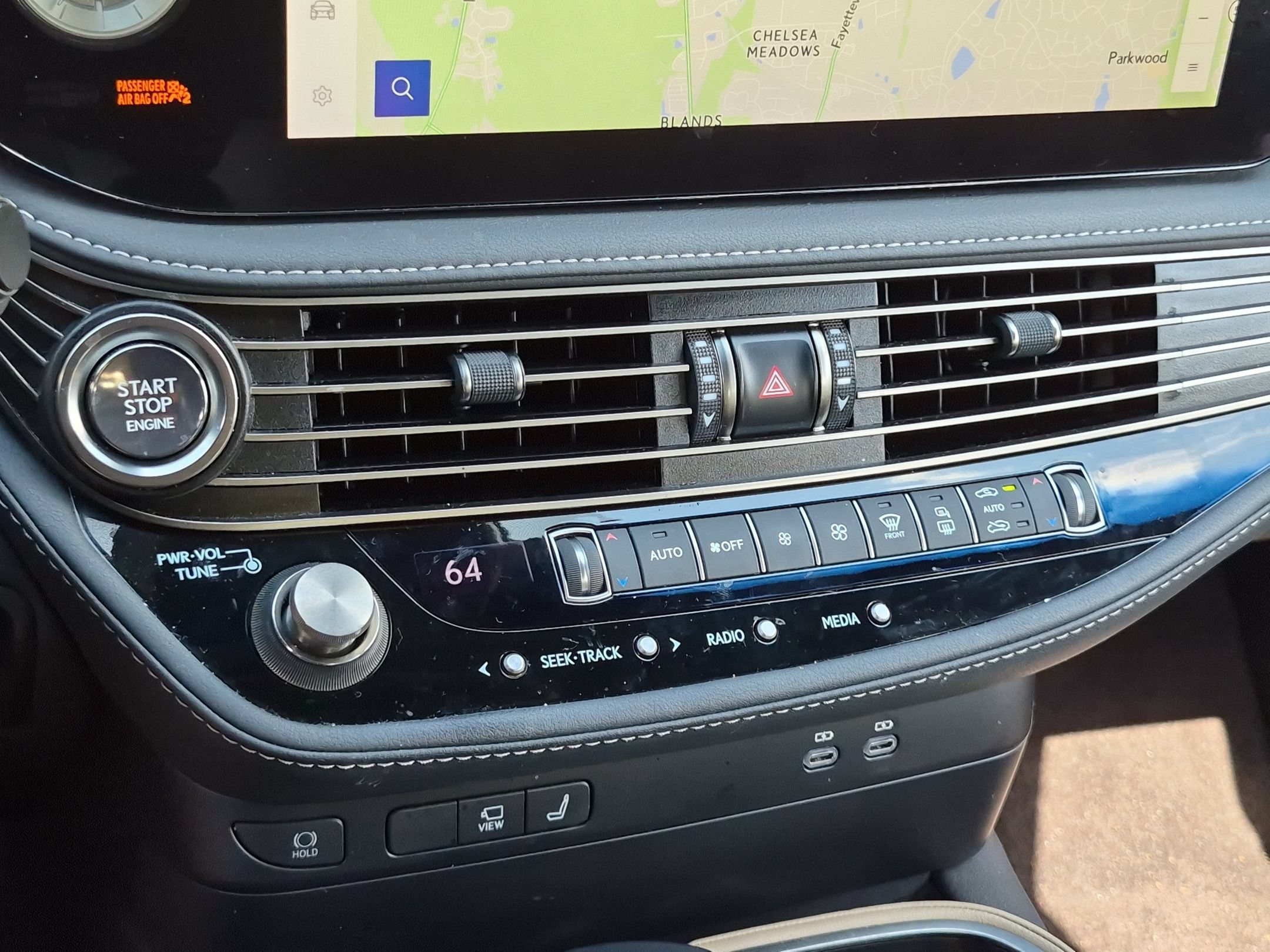 Used 2023 Lexus LS 500 w/ Interior Upgrade Package RWD image 14