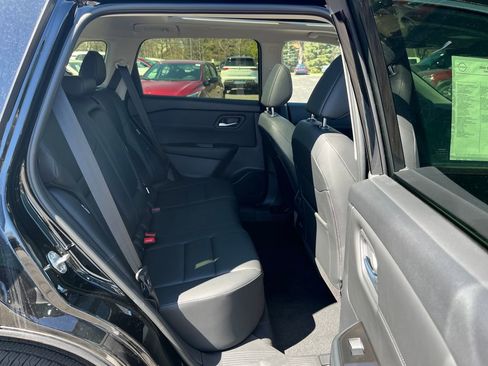 New 2026 Nissan Rogue SV AWD/4WD image 17