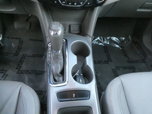 Used 2017 Chevrolet Cruze Premier image 22