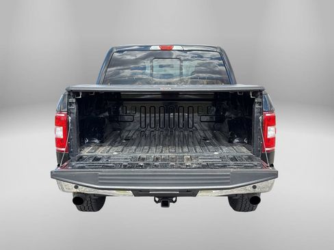 Used 2018 Ford F150 XLT w/ Equipment Group 302A Luxury AWD/4WD image 40