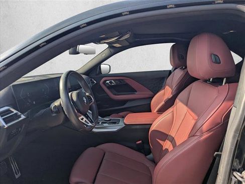 Used 2025 BMW 230i Coupe w/ M Sport Package image 9