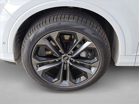 Used 2025 Audi Q7 3.0T Premium Plus w/ Premium Plus Package image 10
