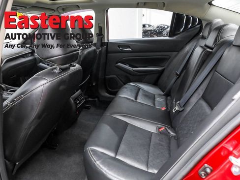 Used 2023 Nissan Altima 2.5 SL FWD image 21