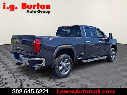 New 2026 GMC Sierra 2500 SLT w/ SLT Convenience Package AWD/4WD image 4