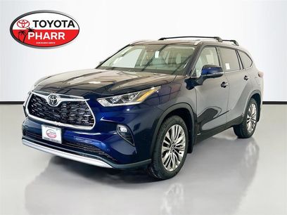 New 2026 Toyota Highlander Platinum