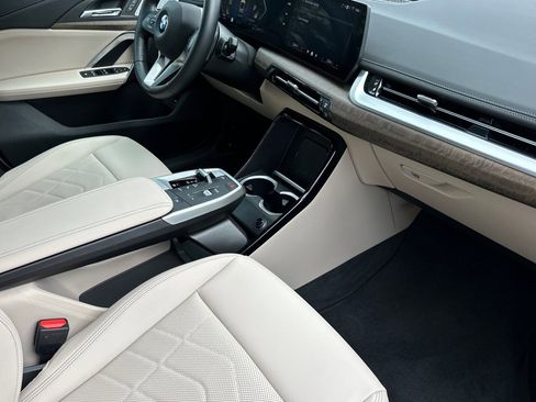 Used 2025 BMW X1 xDrive28i w/ Convenience Package image 20