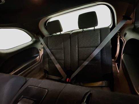 Used 2021 Dodge Durango SXT image 30