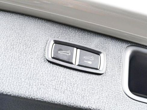 New 2026 Porsche Macan S AWD/4WD image 32