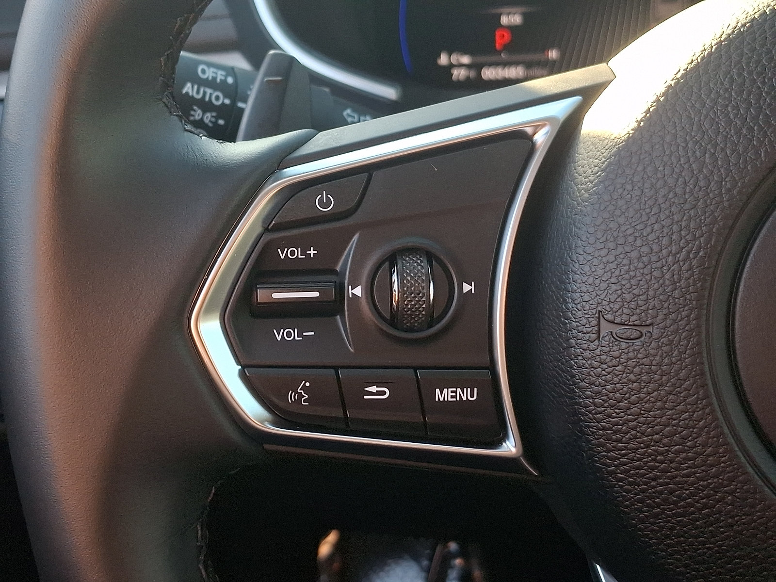 Certified 2026 Acura MDX w/ Technology Package FWD image 24