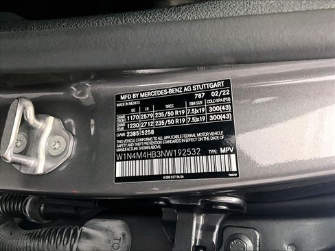 Certified 2022 Mercedes-Benz GLB 250 4MATIC image 33