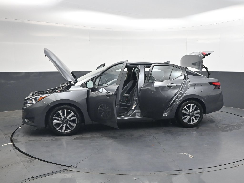 Used 2024 Nissan Versa SV FWD image 38