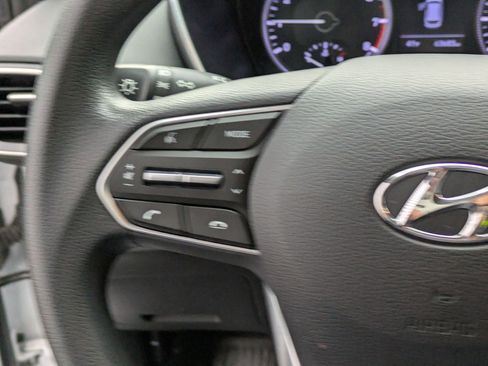 Used 2019 Hyundai Santa Fe SE image 18