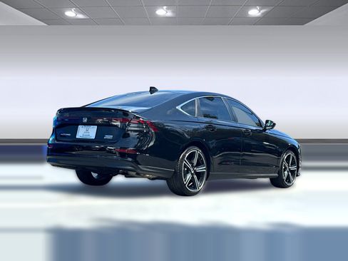 Certified 2025 Honda Accord Sport image 8