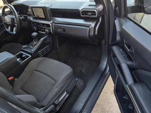 Used 2025 Toyota 4Runner SR5 image 7