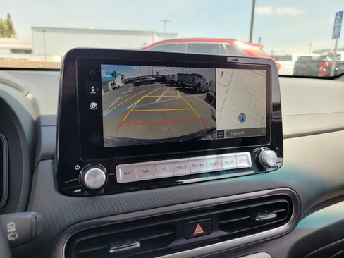 Used 2023 Hyundai Kona SEL FWD image 17