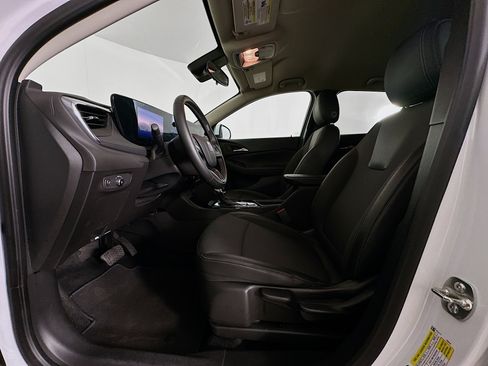 Used 2025 Buick Encore GX Preferred image 13