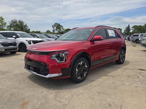 New 2026 Kia Niro Wind FWD image 4