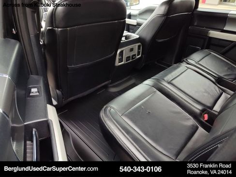 Used 2017 Ford F150 Lariat image 32