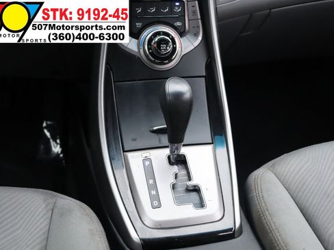 Used 2013 Hyundai Elantra GLS w/ Preferred Pkg image 19