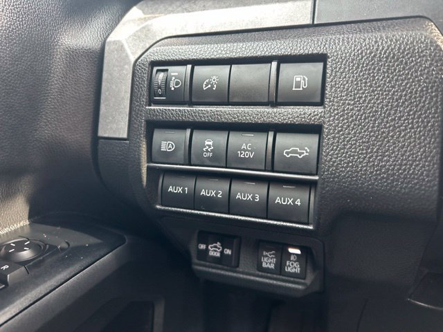 Used 2025 Toyota Tacoma 4x4 Double Cab Hybrid image 21