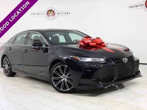 Used 2019 Toyota Avalon Touring image 1