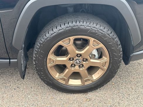 Used 2024 Toyota RAV4 AWD Hybrid image 40