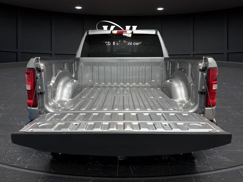 Used 2025 RAM 1500 Big Horn AWD/4WD image 26