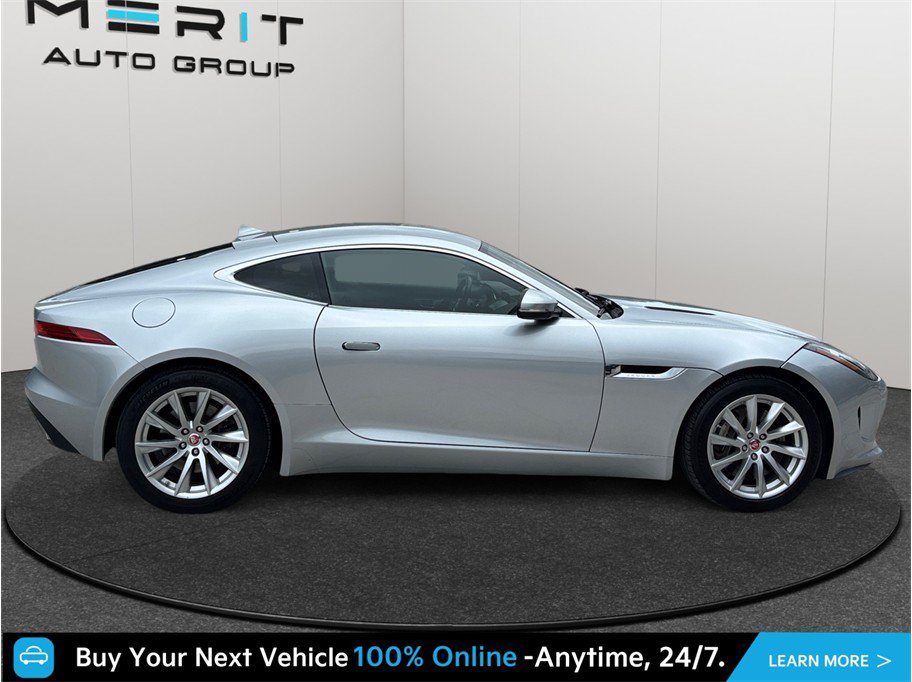 Used 2017 Jaguar F-TYPE Coupe RWD image 10