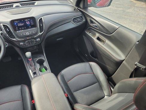 Used 2024 Chevrolet Equinox RS w/ RS Leather Package FWD image 17