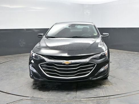Used 2024 Chevrolet Malibu LT FWD image 2