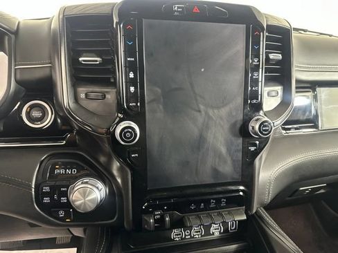 Used 2025 RAM 1500 Limited AWD/4WD image 18